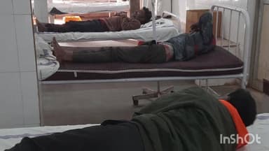 अंबाह: ऐसाह गांव के पास टॉयलेट क्लीनिंग मशीन से लदी मोटरसाइकिल दुर्घटनाग्रस्त, तीन सफाई कर्मचारी घायल