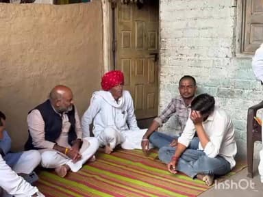 तराना: तराना विधायक महेश परमार ने गांव कोदरीखेड़ा में देवीसिंह जी गुर्जर के निधन पर शोक व्यक्त किया