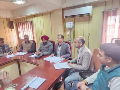 नालागढ़: बरसात में क्षतिग्रस्त मकानों के पुनर्निर्माण के लिए मुआवजा बढ़ाकर ₹7 लाख किया गया: हरदीप बावा