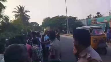 காட்பாடி: காட்பாடி அடுத்த பொன்னை சித்தூர் சாலையில் இறந்தவரின் உடலை அடக்கம் செய்ய உறவினர்களிடையே தகராறு சாலை மறியல் பரபரப்பு