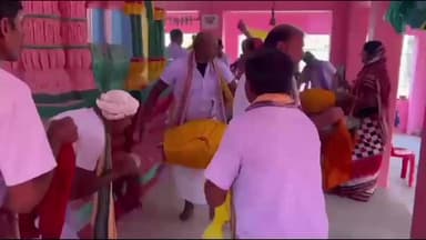 ଅମ୍ବାଭୋନା: ଅମ୍ବାଭୋନା କେଦାରନାଥ ନିକଟସ୍ଥ ନବନିର୍ମିତ ଶ୍ରୀ ଶ୍ରୀ ଗିରିଗୋବର୍ଧନ ମନ୍ଦିର ପ୍ରତିଷ୍ଠା ଉତ୍ସବ ଆଜି ମହାସମାରୋହରେ ସମ୍ପନ୍ନ ହୋଇଛି