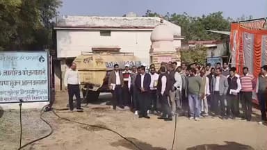 हमीरपुर: सुमेरपुर में एक दिवसीय कृषक प्रशिक्षण का आयोजन, आधुनिक सिंचाई पद्धतियों पर दिया गया जोर