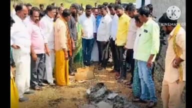 ధర్మవరం పోతుకుంట చర్చిపై గుర్తుతెలియని వ్యక్తుల దాడిని ఖండించి చర్చ్ ను సందర్శించిన టిడిపి ఇంచార్జ్ పరిటాల శ్రీరామ్