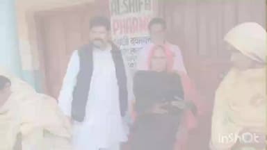 धनवार: कांग्रेस नेता ने लालबाजार में जरूरतमंदों के बीच कंबल वितरित किए