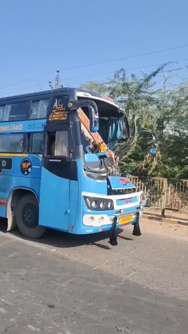 बालेसर #जोधपुर : कस्बे में हुई सड़क दुर्घटना, एक घायल, जोधपुर जैसलमेर नेशनल हाईवे पर हुई सड़क दुर्घटना, सड़क दुर्घटना मे...