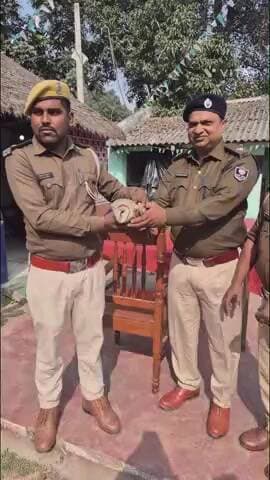 बनमनखी: जानकीनगर पुलिस ने विदेशी प्रजाति के उल्लू को वन विभाग को सौंपा