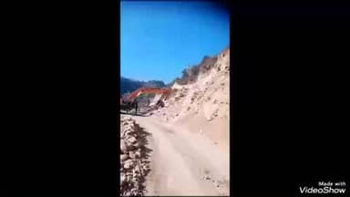 चौबट्टाखाल: राष्ट्रीय राजमार्ग 534 सतपुली कोटद्वार रोड दूसरे दिन भी बंद, रोड खोलने का कार्य लगातार जारी, आज 4:00 बजे दिन बुधवार