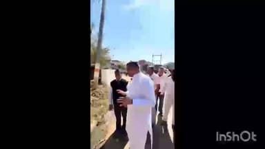 आठनेर: जावरा में कांग्रेस जिलाध्यक्ष ने गांव की गंदगी को लेकर भाजपा सरकार और विधायक पर साधा निशाना