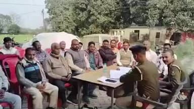 दिघलबैंक: दिघलबैंक थाना परिसर में सरस्वती पूजा को लेकर शांति समिति की बैठक आयोजित की गई