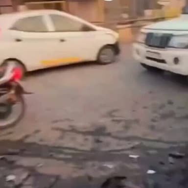 रायपुर: मोवा ओवर ब्रिज पर बड़ा हादसा, तीन लोग हुए घायल