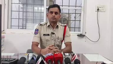 నారాయణ్ఖేడ్: మండల ప్రజలు రోడ్డు భద్రత నియమాలను పాటించాలి: నారాయణఖేడ్ ఎస్సై శ్రీశైలం