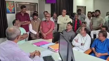 સિધ્ધપુર: સિધ્ધપુર વિધાનસભામાં વાંધાઅરજી કરનારા લોકોને ધમકીઓ આપવામાં આવતા મામલતદારને રજૂઆત કરવામાં આવી