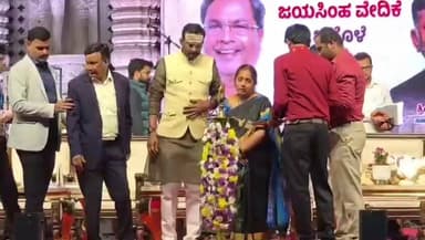 ಹುನಗುಂದ: ಐಹೊಳೆಯಲ್ಲಿ ಅದ್ದೂರಿಯಾಗಿ ತೆರೆಕಂಡ ಚಾಲುಕ್ಯ ಉತ್ಸವ