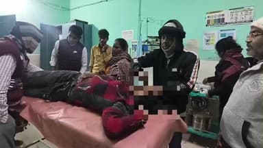 रफीगंज: गुरारू से मजदूरी कर रफीगंज लौट रहे मजदूर सड़क दुर्घटना में घायल, किया गया रेफर