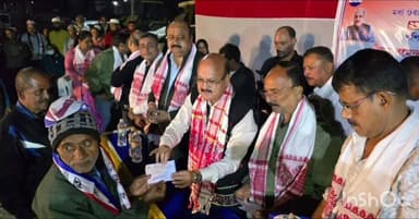 দিছপুৰ: অসম গণ পৰিষদ দলৰ মধ্য গুৱাহাটী বিধান পৰিষদৰ উদ্যোগত ২৭ নং ৱাৰ্ড সমিতিৰ সহযোগত বিৰুবাৰীত যোগদান কাৰ্য্যসূচী