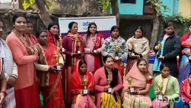 पोड़ैयाहाट: डुमरिया में अदानी फाउंडेशन ने सिलाई प्रशिक्षण के लिए उत्कृष्ट महिला सम्मान कार्यक्रम का आयोजन किया