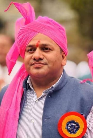 भरमौर विधानसभा को PMGSY-IV से ऐतिहासिक सौगात: 155 किमी सड़कों पर ₹291 करोड़ स्वीकृत, दुर्गम गांवों का कायापलट होगा 🌟🏔️🌿💚...