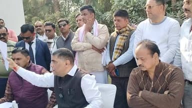 भाजपा नेता प्रदीप राय ने कहा की माले विधायक अजित कुशवाहा आमने सामने फरिया ले