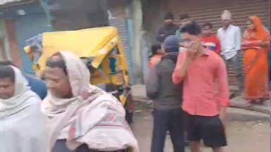 ଜଳେଶ୍ବର: ଜଳେଶ୍ବର ଟାଉନ ହାଇସ୍କୁଲ ସାମ୍ନାରେ
ଯାତ୍ରିବାହୀ ଅଟୋକୁ ଧକ୍କା ଦେଲା ବାଲି ବୋଝେଇ ହାଇୱା, ଅଟୋ ଭାଙ୍ଗି ଚୂରମାର, 3 ଯାତ୍ରୀ ଗୁରୁତର