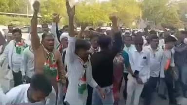 મતદાર યાદી સુધારણામાં મુસ્લિમ મતદારોના નામ કમી થતા પાટણ કલેકટર કચેરી ખાતે હલ્લાબોલ કરવામાં આવ્યો