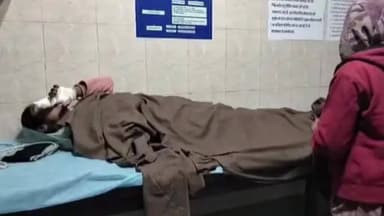 नीमच नगर: शराब और वर्दी के नशे में चूर आरक्षक ने पत्नी पर किया हमला, महिला गंभीर घायल