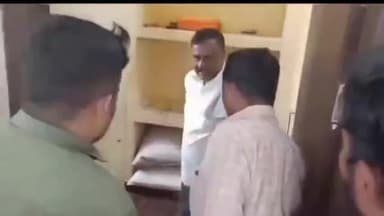 ಗುಬ್ಬಿ: ಕಿತ್ತೂರ ರಾಣಿ ಚೆನ್ನಮ್ಮ ವಸತಿ ನಿಲಯಕ್ಕೆ ದಿಢೀರ್ ಭೇಟಿ ನೀಡಿದ ಶಾಸಕ ಎಸ್ ಆರ್ ಶ್ರೀನಿವಾಸ್