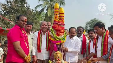 మహబూబాబాద్: లక్ష్మీపురం శివారు బడి మతండా గ్రామపంచాయతీలోని సమ్మక్క సారలమ్మ జాతరను సందర్శించిన ఎమ్మెల్సీ తక్కెళ్ళపల్లి రవీందర్రావు