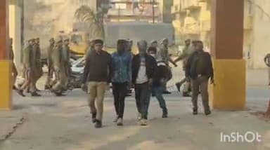 फर्रुखाबाद: फर्रुखाबाद में तीन गांजा तस्कर गिरफ्तार, साढ़े 12 लाख कीमत का 54 किलो गांजा बरामद, ट्राली बैग से करते थे तस्करी