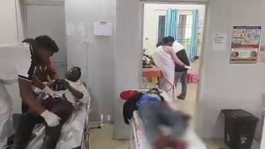 ତଲସରା: ଝଣ୍ଡେଲବୁଡ ନିକଟରେ ଦୁଇ ବାଇକ ମୁହାଁମୁହିଁ ଧକ୍କା ୭ ଜଣ ଗୁରୁତର ଆହତ