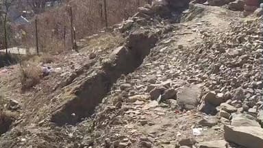 सोलन: सोलन बाईपास पर बन रहे शहीद स्मारक का निर्माण कार्य अस्थायी रूप से रुका