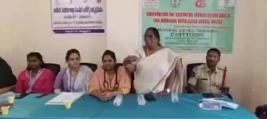 పుంగనూరు: బాల్య వివాహాలపై అవగాహన కార్యక్రమం నిర్వహించిన అధికారులు.