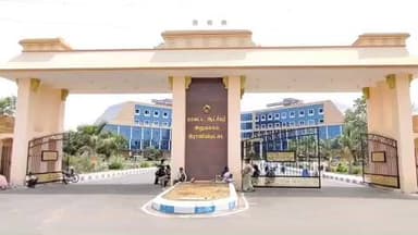 வாலாஜா: மாவட்ட ஆட்சியர் அலுவலகத்தில் வாக்குப்பதிவு எவ்வாறு உறுதி செய்வது குறித்து செயல்முறை விளக்கத்தை ஆட்சியை துவக்கி வைத்தார்