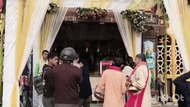 দিছপুৰ: মহানগৰীৰ গনেশগুৰি গনেশ মন্দিৰত গনেশ পূজা উপলক্ষে ভীৰ ভক্তৰ