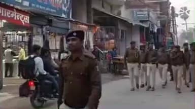 कटेया: सरस्वती पूजा को लेकर कटेया थाना पुलिस ने थाना क्षेत्र में किया फ्लैग मार्च, थानाध्यक्ष एसडीपीओ भी शामिल हुए