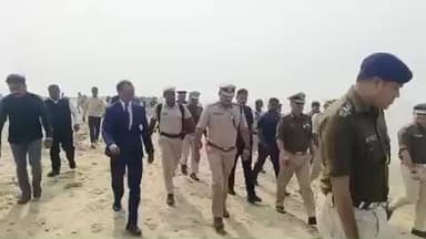 ଚାନ୍ଦବାଲି: ଭଦ୍ରକ ଧାମରା ଉଡ଼ାବାଲି ଦ୍ବୀପ ପୁଞ୍ଜ ରେ ତଥା ସମୁଦ୍ର ମଝିରେ ଉଡିଲା ତ୍ରିରଙ୍ଗା, ପୋଲିସ DGP YB ଖୁରାନିଆ ଉତ୍ତୋଳନ କଲେ ତ୍ରିରଙ୍ଗା