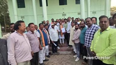 ଡାବୁଗାଁ: ପାପଡାହାଣ୍ଡିରେ ବାଇପାସ ରାସ୍ତା ଓ ରେଳ ଷ୍ଟେସନ ନିର୍ମାଣ ନେଇ ଏମପିଙ୍କୁ ଗ୍ରାମବାସୀଙ୍କ ଦାବିପତ୍ର ପ୍ରଦାନ