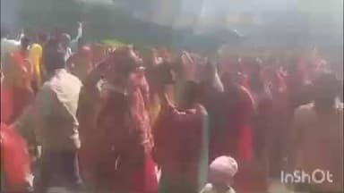 राजापाकर: बैकुंठपुर पंचायत भवन में 9 दिवसीय राम कथा महायज्ञ के लिए निकली भव्य कलश यात्रा