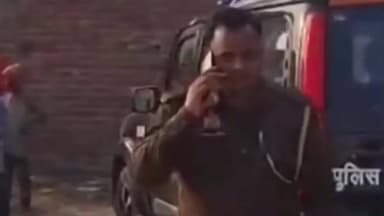 कुंडा: कुंडा के रहवई गांव में स्मार्ट मीटर लगाने पहुंची टीम का भारी विरोध, पुलिस ने सुरक्षित निकाला