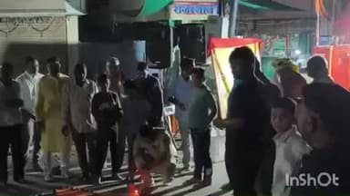 सेलू: सेलूत मेडिकल चौकात श्रीरामजींच्या प्राणप्रतिष्ठेचा तिसरा वर्धापन दिन तीन हजार दिव्यांच्या आरासीत साजरा