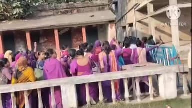 হাসনাবাদ: পুলিশি হয়রানির প্রতিবাদে হাসনাবাদেও আশা কর্মীদের বিক্ষোভ