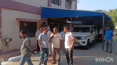 மேட்டுப்பாளையம்: மேட்டுப்பாளையம் வட்டாட்சியர் அலுவலகத்தில் கல் குவாரி நிறுவனங்களுக்கான கலந்தாய்வு கூட்டத்தில் புவிசார் அதிகாரிகள் பங்கேற்கவில்லை