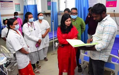 వేములవాడ: ఏరియా ఆసుపత్రిని తనిఖీ చేసిన రాజన్న సిరిసిల్ల జిల్లా ఇంచార్జి కలెక్టర్ గరిమ అగ్రవాల్