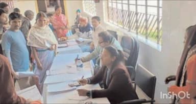 चांदवा: चंदवा सामुदायिक स्वास्थ्य केंद्र में दिव्यांग शिविर का आयोजन किया गया