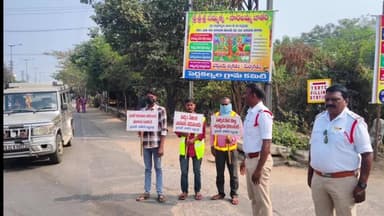 పెద్దపల్లి: మందుబాబులకు ట్రాఫిక్ డ్యూటీ శిక్ష విధించిన జిల్లా న్యాయమూర్తి