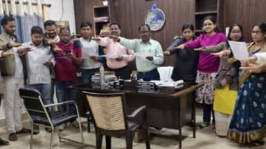 ଲୋଇସିଂହା: ଜିଲ୍ଲାର ବିଭିନ୍ନ କାର୍ଯ୍ୟାଳୟରେ ଜାତୀୟ ମତଦାତା ଦିବସ ୨୦୨୬ ଗଣତନ୍ତ୍ର ସୁଦୃଢ଼ ପାଇଁ ଶପଥ ଗ୍ରହଣ