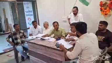 કેશોદ: એસઆઇઆર કામગીરીમાં મોટી ગોલમાલ ની આશંકા, શહેર કોંગ્રેસ પ્રમુખ દ્વારા પ્રેસ કોન્ફરન્સ યોજવામાં આવી