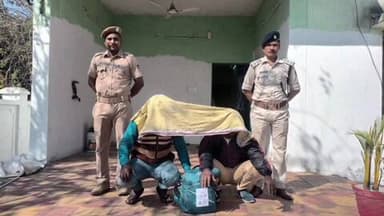 ସୁନ୍ଦରଗଡ ସହର: ସୁନ୍ଦରଗଡ଼ ଡିଷ୍ଟ୍ରିକ୍ଟ ମୋବାଇଲ୍ ୟୁନିଟ ଅଧିକାରୀଙ୍କ ରାଜଗାଙ୍ଗପୁର ରେଳ ଷ୍ଟେସନ ନିକଟରେ ଅବକାରୀ ଚଢାଉ, 3 କିଲୋ ଗ୍ରାମ ଓଜନର ଗଞ୍ଜେଇ ଜବତ