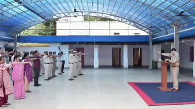 ରାଉରକେଲା ମ୍ୟୁନିସିପାଲଟି: ଜାତୀୟ ମତଦାତା ଦିବସ ଉପଲକ୍ଷେ ରାଉରକେଲା ଆରକ୍ଷୀ ଅଧୀକ୍ଷକଙ୍କ କାର୍ଯ୍ଯାଳୟରେ ଶପଥ ପାଠ