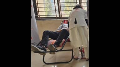 શહેરા: શહેરા તાલુકા હેલ્થ ઓફિસ ખાતે રક્તદાન કેમ્પ યોજાયો હતો,જેમાં ૭૦ થી વધુ રક્તદાતાઓએ રક્તદાન કર્યું હતું