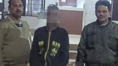 ବିରିଡି: ବିରିଡି ପୋଲିସ ପକ୍ଷରୁ ଅଢଙ୍ଗଗଡ଼ ନିକଟରେ ଚଢ଼ାଉ ବିପୁଳ ପରିମାଣରେ ଚୋରା ଦେଶୀ ମଦ ଜବତ ସହ ଅଭିଯୁକ୍ତ ଗିରଫ